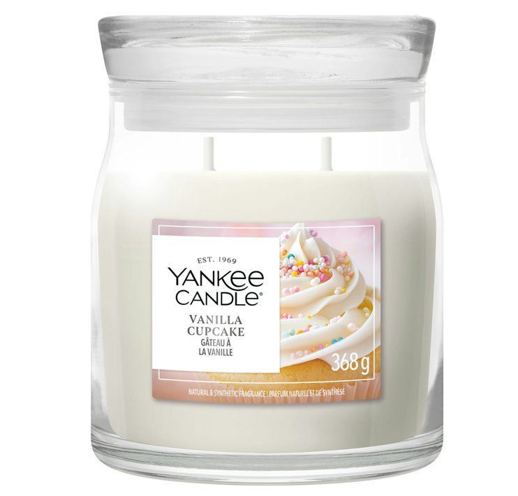 Ароматична свічка Vanilla Cupcake Medium Yankee Candle