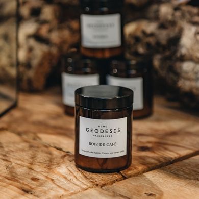 Ароматична свічка з кавовим ароматом Geodesis Coffee wood 150 г